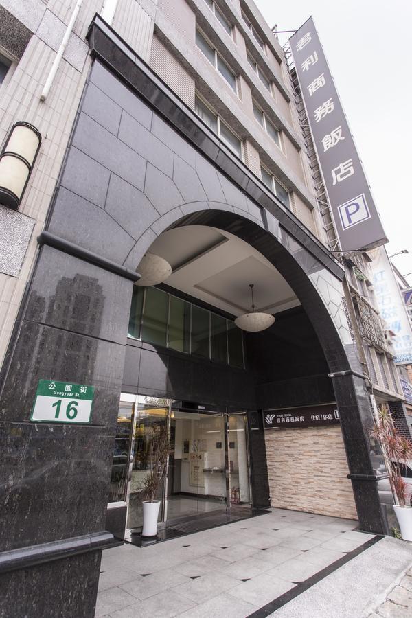 Junli Hotel Banciao Luaran gambar